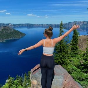 Meet your Posher, Hannah